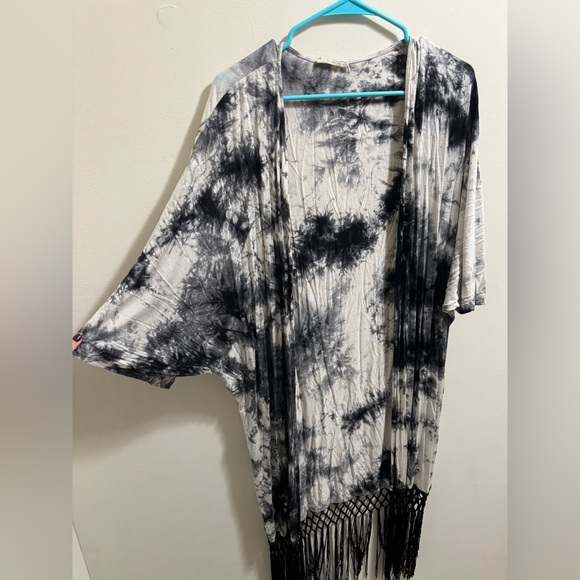 Tie dye fringe kimono - Picture 2 of 4